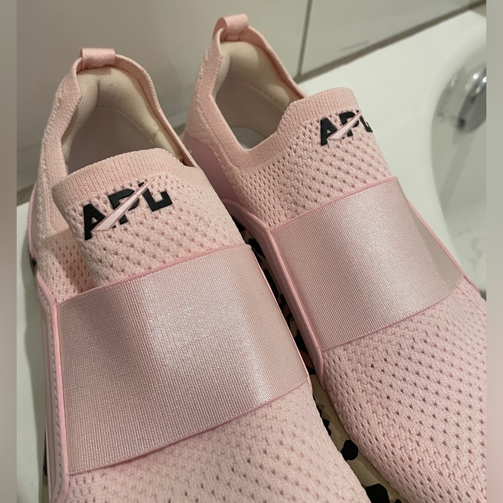 NEW APL Techloom Bliss Pink & Leopard Slip-On Sneakers - Picture 5 of 9